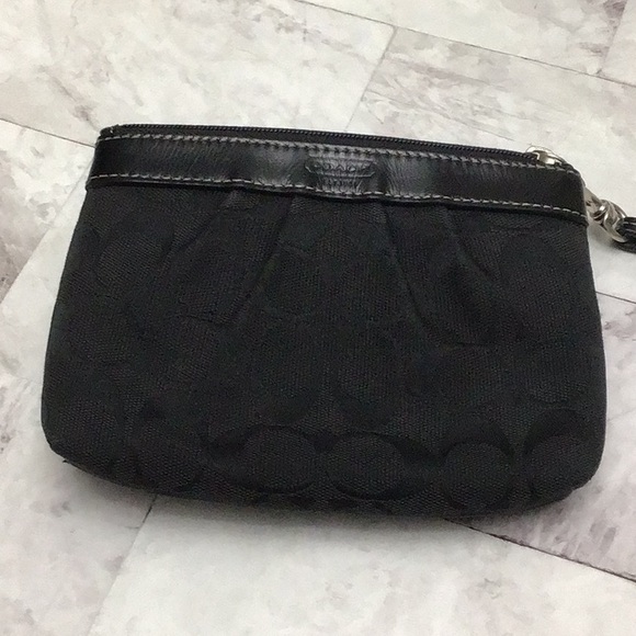 COACH Black Wristlet Purse - Picture 1 of 8